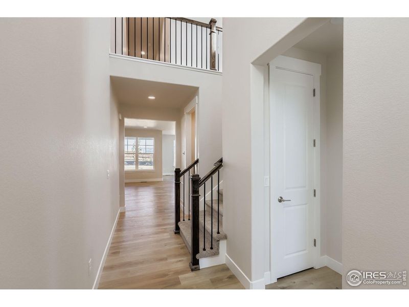 Spacious, unfurnished interior of a new home in Barefoot Lakes, Firestone (Image 14). Spacious, unfurnished interior of a new home in Barefoot Lakes, Firestone (Image 14).