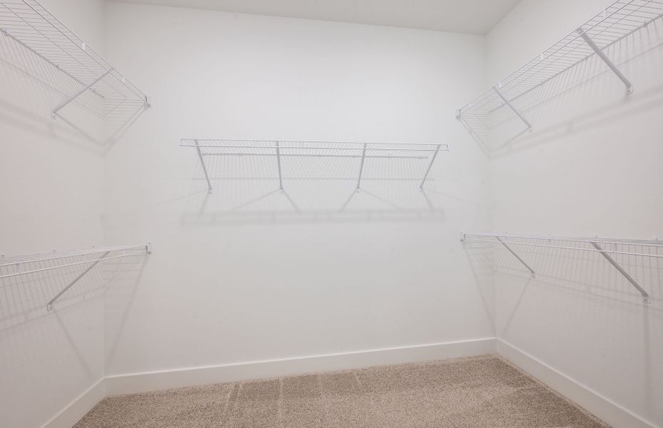 Representative unfurnished interior of a home built from the Mystique by Pulte Homes in Seaire, Parrish (Image 20).