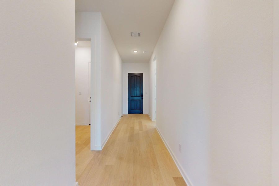 Spacious, unfurnished interior of a new home in Heritage, Dripping Springs (Image 39). Spacious, unfurnished interior of a new home in Heritage, Dripping Springs (Image 39).