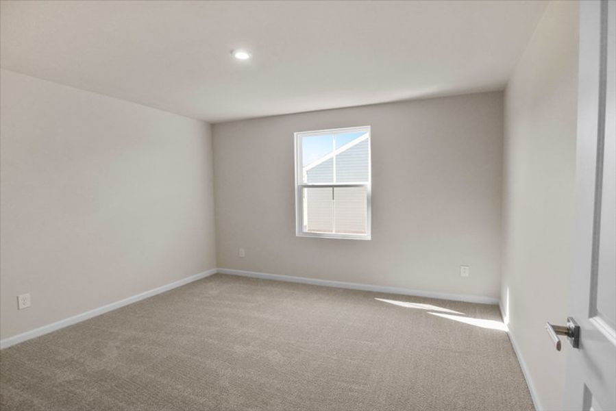 Spacious, unfurnished interior of a new home in Bronson Ridge, Greenwood (Image 11).