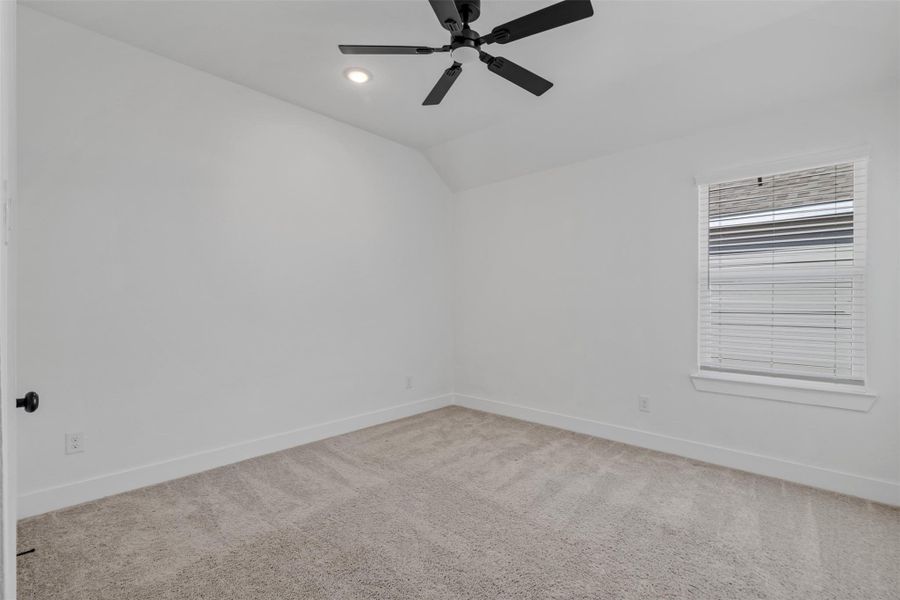 Spacious, unfurnished interior of a new home in Emory Glen, Magnolia (Image 24).