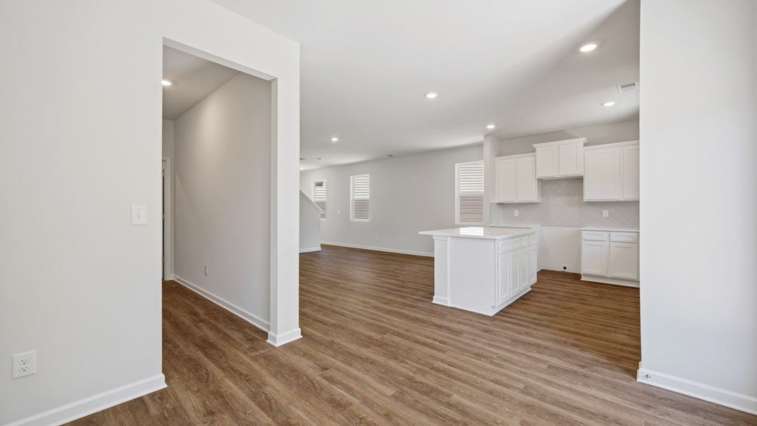 Representative unfurnished interior of a home built from the Hillcrest by D.R. Horton in Shoal Creek, Hampton (Image 19).