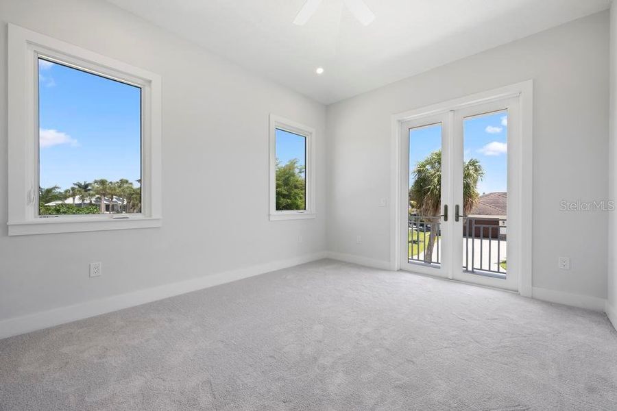 Spacious, unfurnished interior of a new home in , Sarasota (Image 62). Spacious, unfurnished interior of a new home in , Sarasota (Image 62).