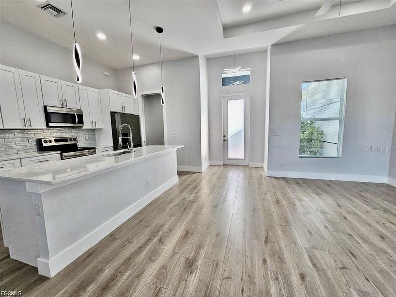 Image 43 of a home in .