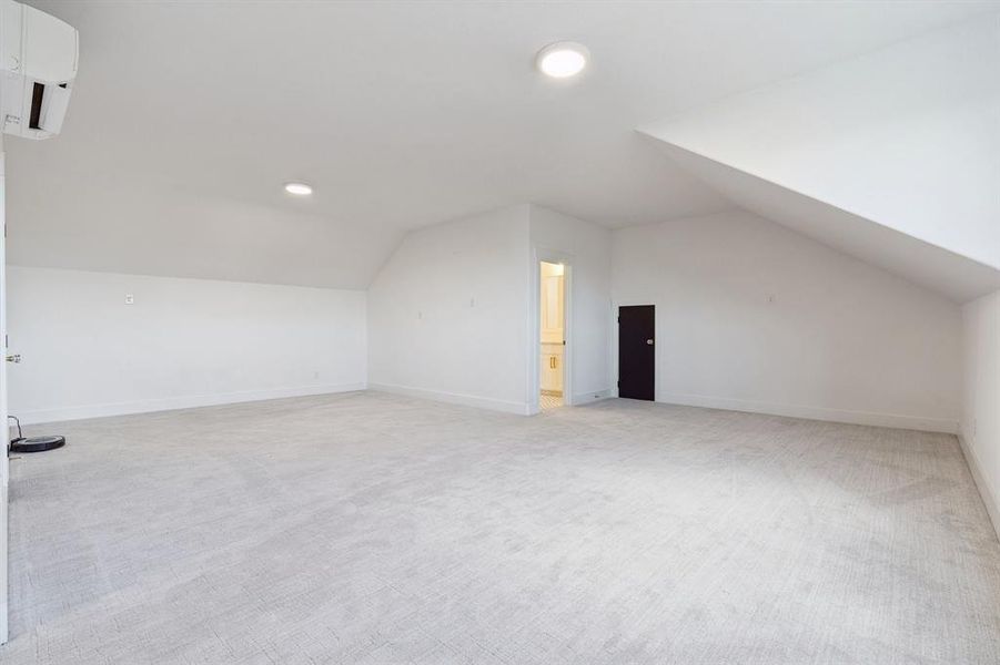 Spacious, unfurnished interior of a new home in , Weatherford (Image 22). Spacious, unfurnished interior of a new home in , Weatherford (Image 22).