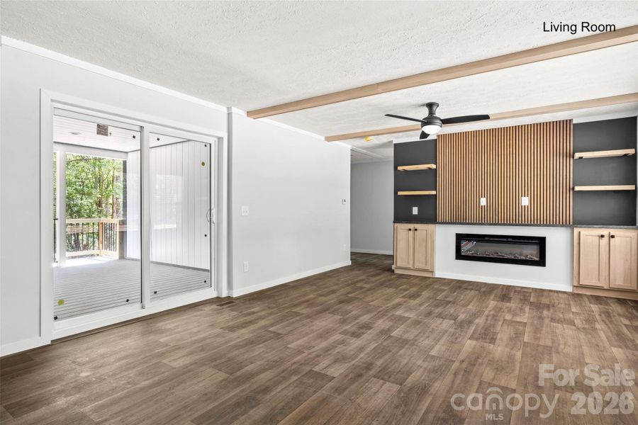 Spacious, unfurnished interior of a new home in , Lancaster (Image 13).