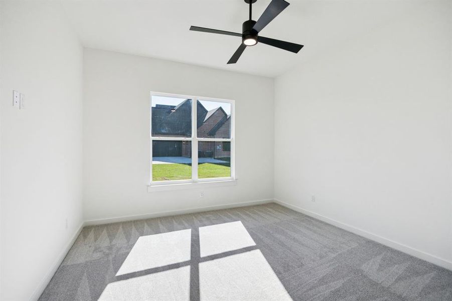 Spacious, unfurnished interior of a new home in , Waxahachie (Image 23).