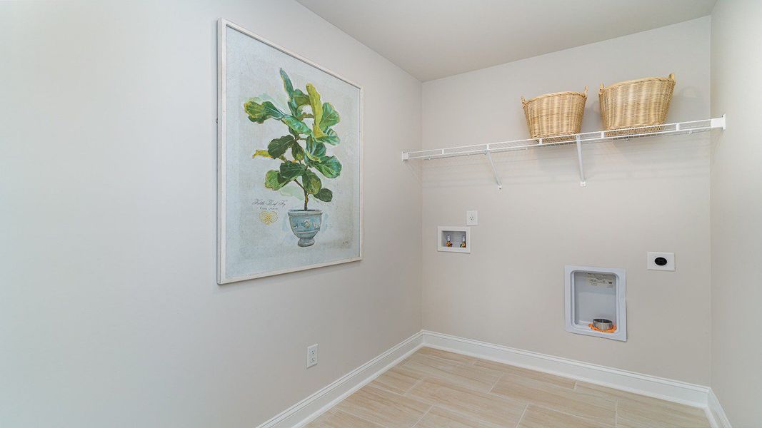 Spacious, unfurnished interior of a new home in Eden Springs, Longs (Image 18).