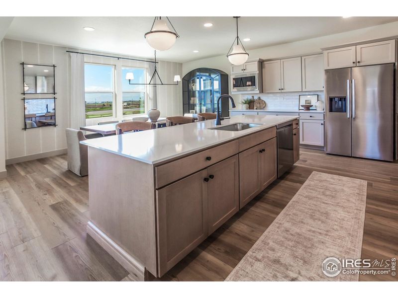 EXAMPLE PHOTO: KITCHEN ISLAND EXAMPLE PHOTO: KITCHEN ISLAND