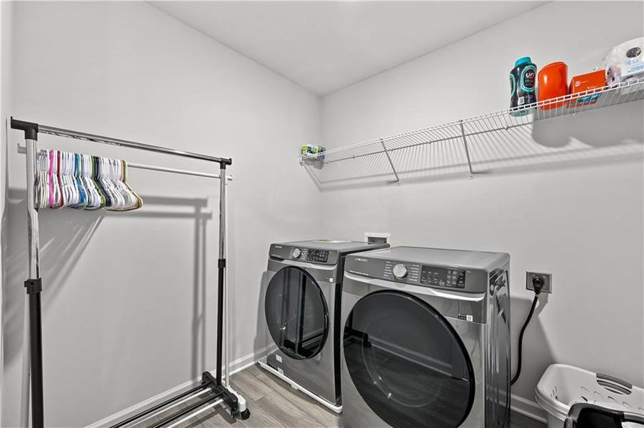 Furnished interior view inside a new home in , Jefferson (Image 6).