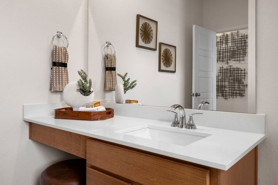 Representative interior finishes for a home built from the 1888 Modeled by KB Home in Davina, Rosenberg (Image 10).