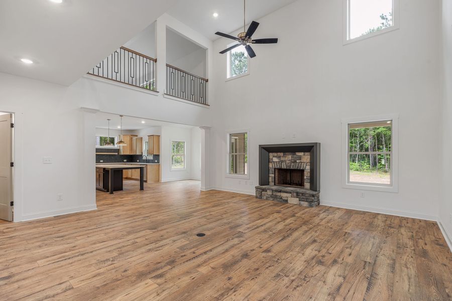 Image 79 of a home in Flint Farms.