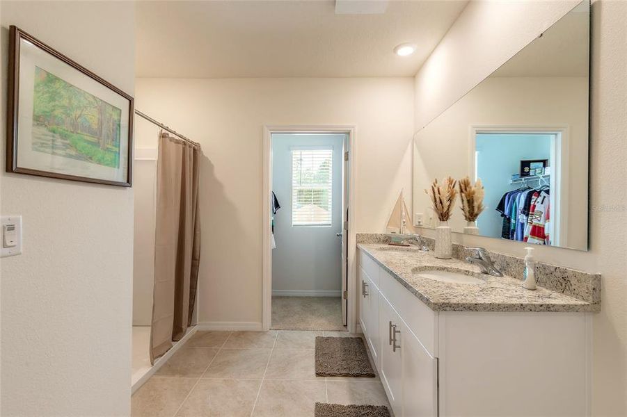 Furnished interior view inside a new home in Fountain View, Ormond Beach (Image 10).