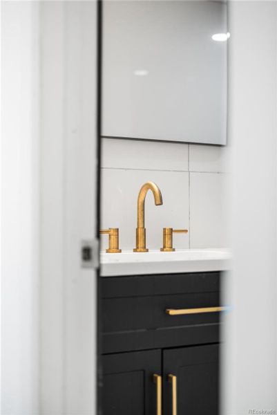 Close-up of interior finishes inside a home in , Pueblo (Image 19).