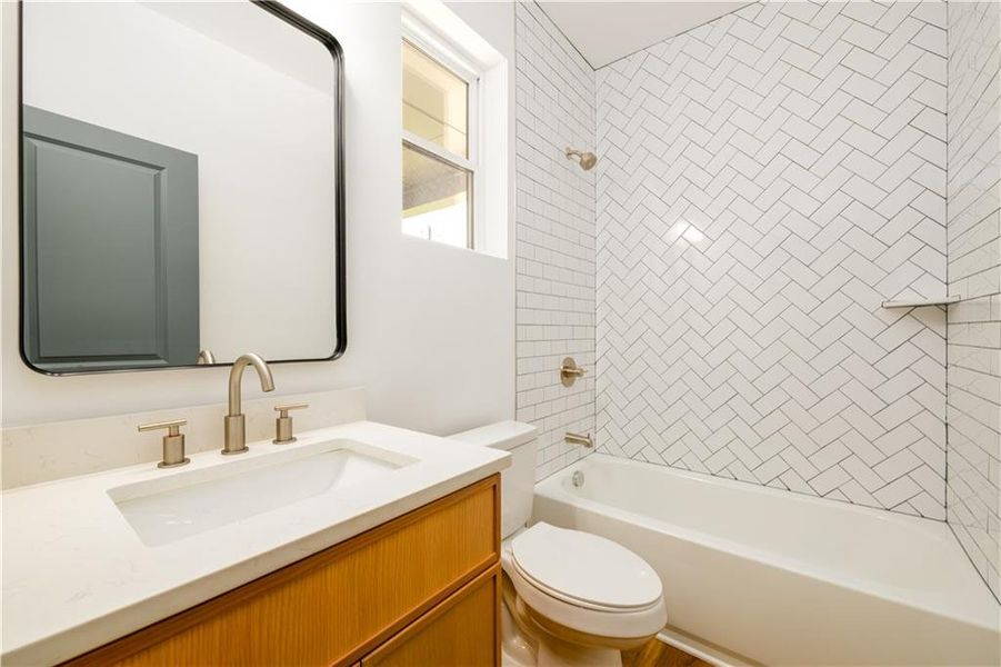 Furnished interior view inside a new home in , Atlanta (Image 6).