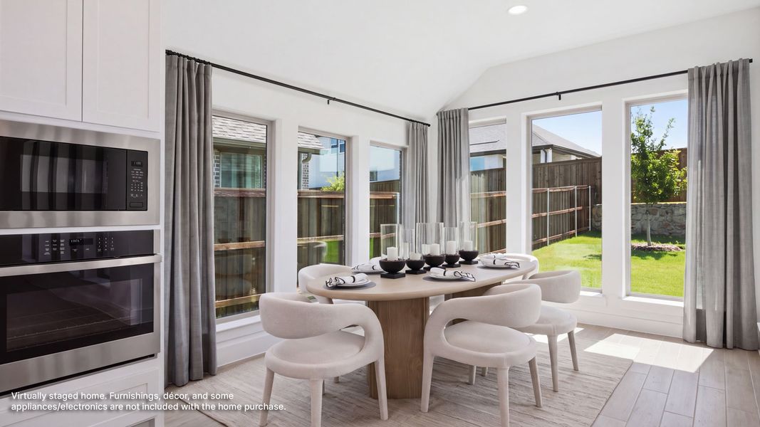 Furnished interior view inside a new home in Hillstead, Lavon (Image 9).