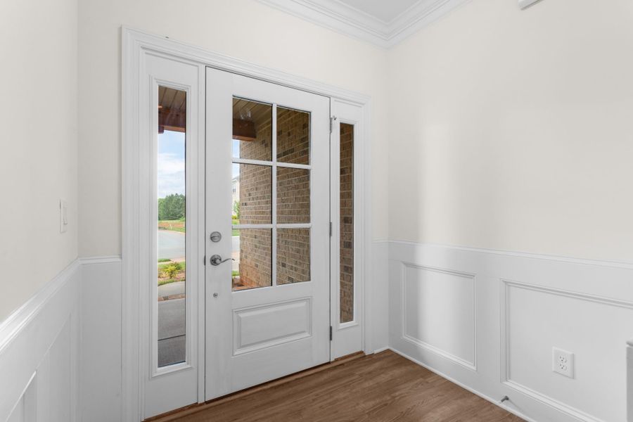 Representative unfurnished interior of a home built from the Fairfield Lux by Keystone Homes NC in Weybridge, Burlington (Image 30).