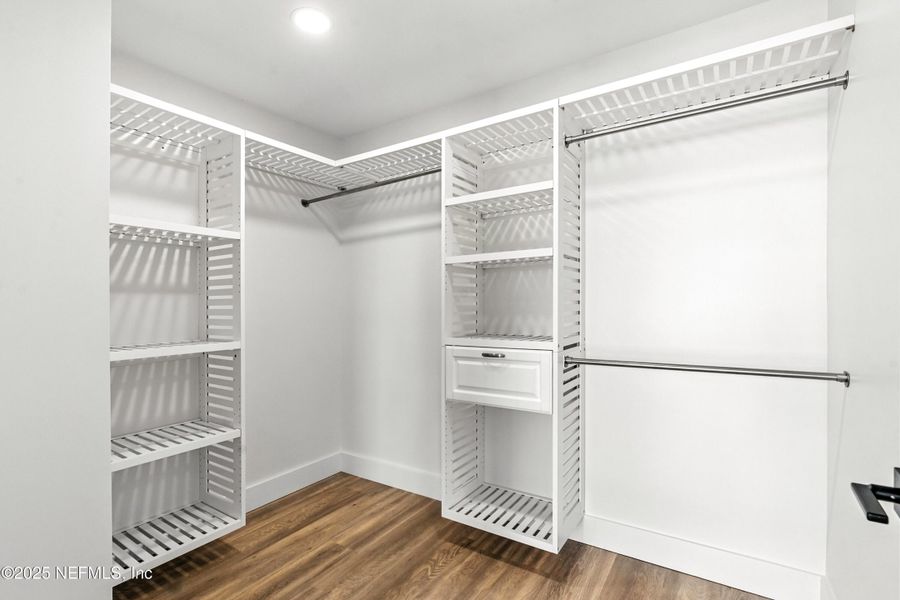 Spacious, unfurnished interior of a new home in , St. Augustine (Image 35).