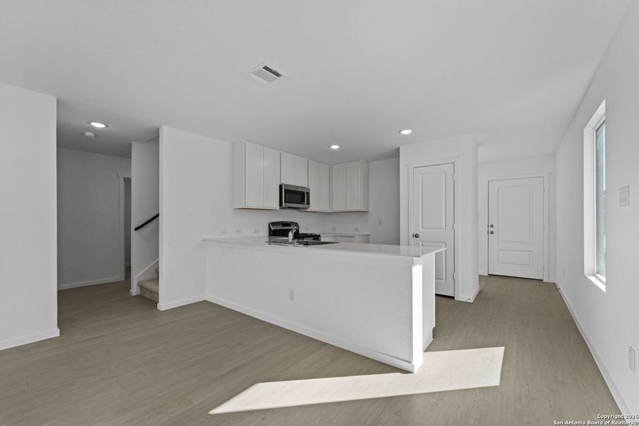 Image 28 of a home in .