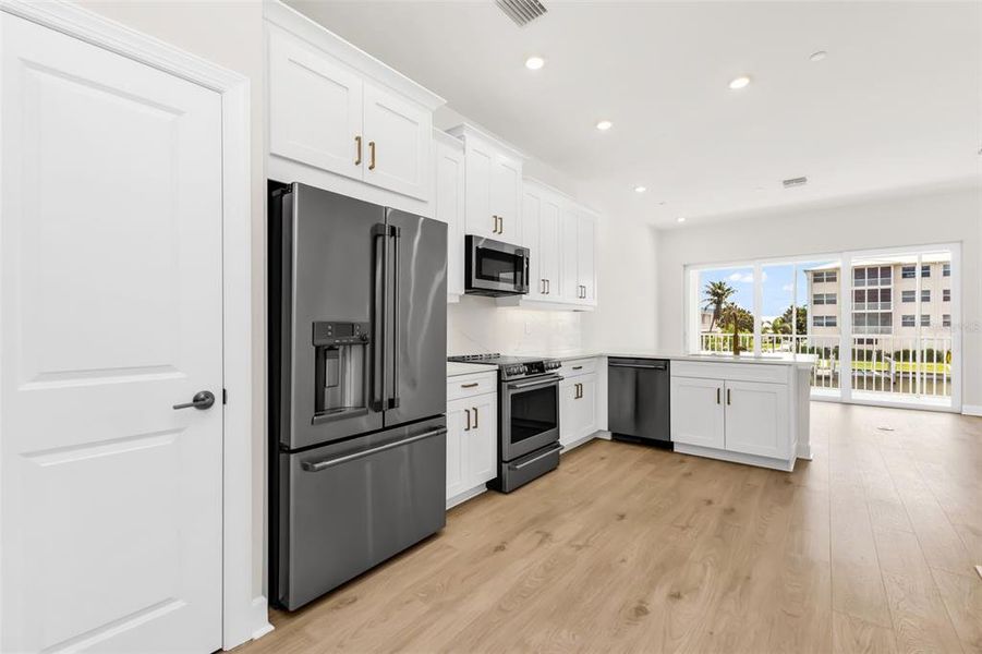 Furnished interior view inside a new home in , Punta Gorda (Image 12).