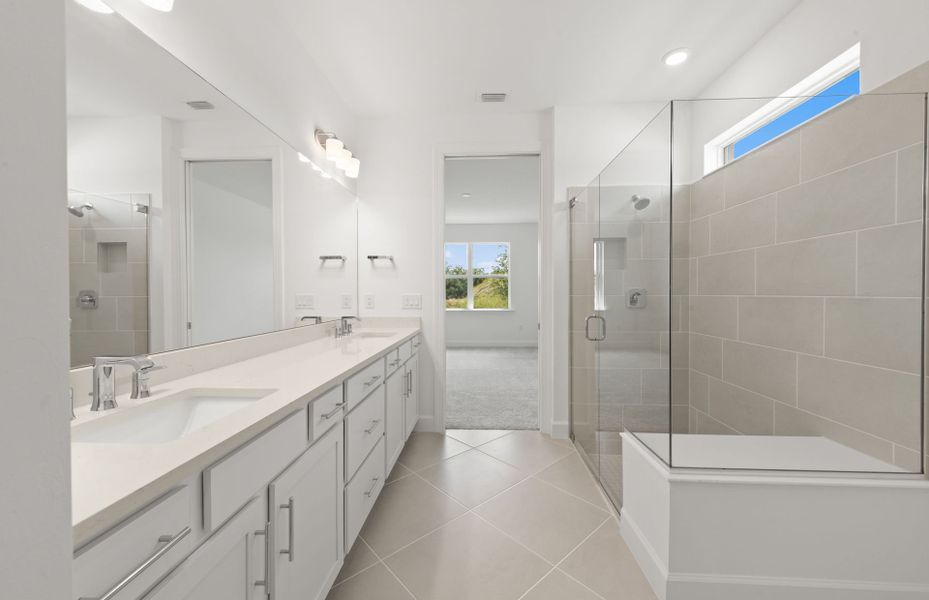 Furnished interior view inside a new home in Del Webb Oak Creek, North Fort Myers (Image 9). Furnished interior view inside a new home in Del Webb Oak Creek, North Fort Myers (Image 9).