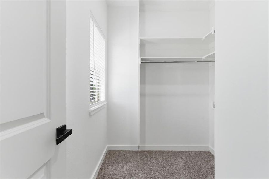 Spacious, unfurnished interior of a new home in , West Tawakoni (Image 33).