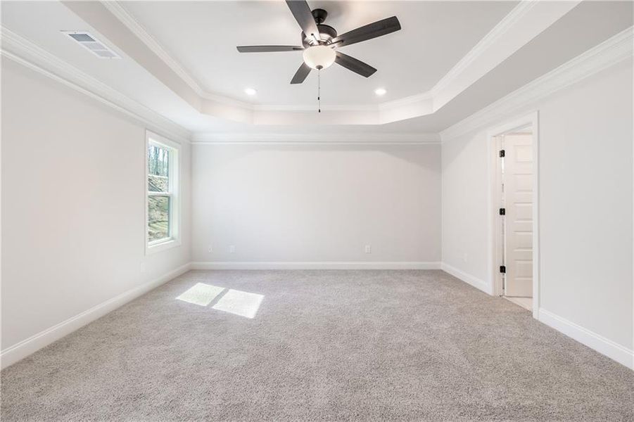 Spacious, unfurnished interior of a new home in Red Oak Ridge, Loganville (Image 25).