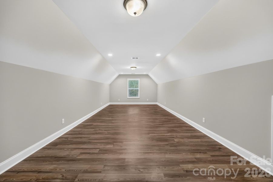 Bonus Room