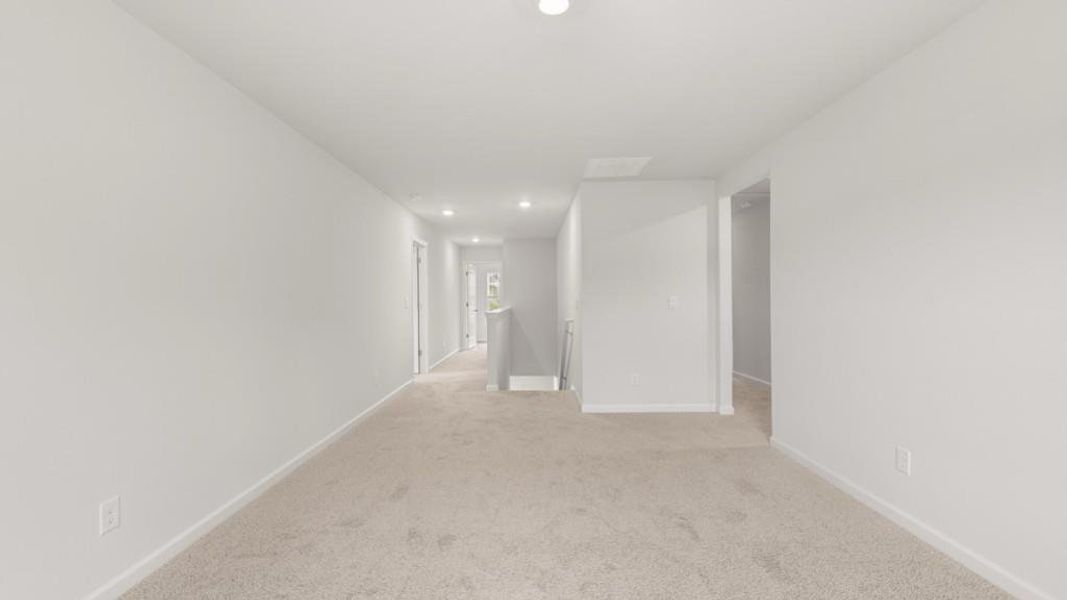Spacious, unfurnished interior of a new home in Lost Creek, Dallas (Image 16). Spacious, unfurnished interior of a new home in Lost Creek, Dallas (Image 16).
