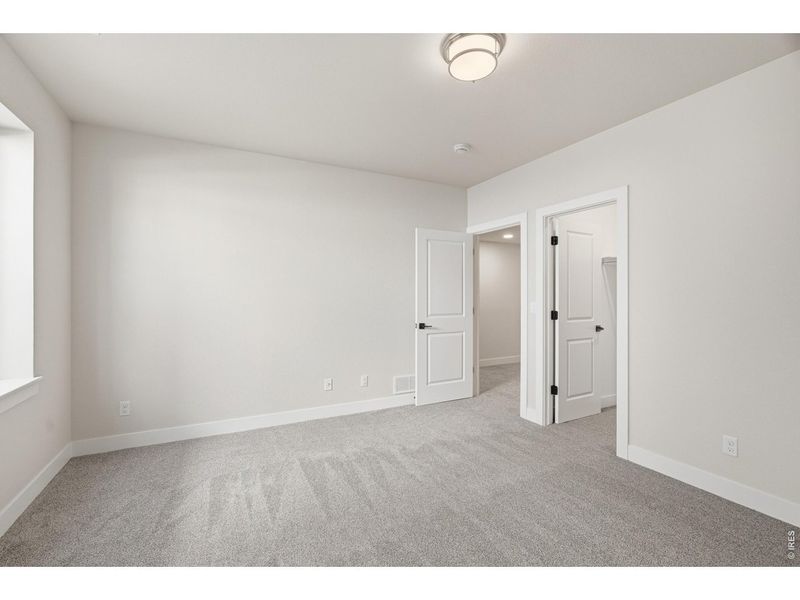 Spacious, unfurnished interior of a new home in , Windsor (Image 38).