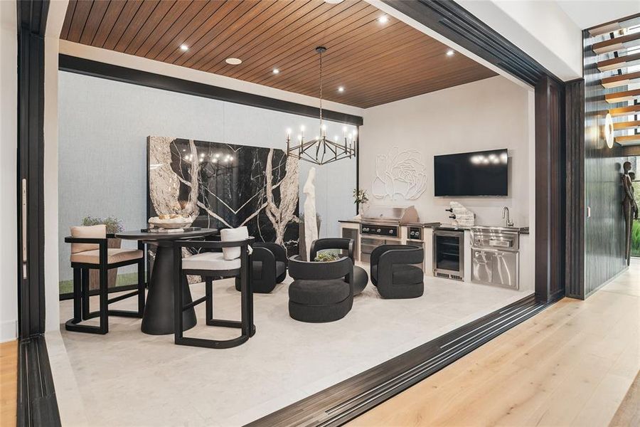 Community amenities in , Southlake (Image 28).