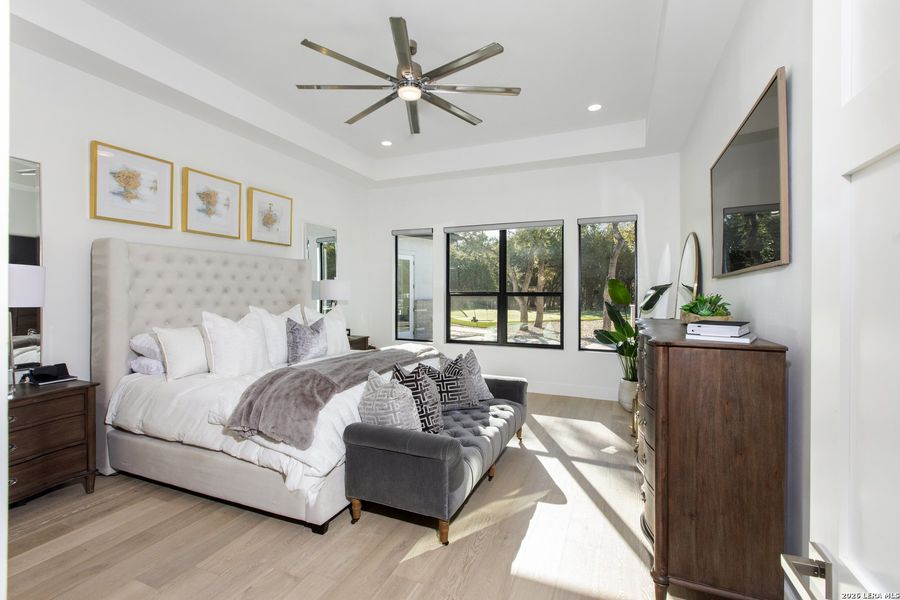 Furnished interior view inside a new home in , Fair Oaks Ranch (Image 26).