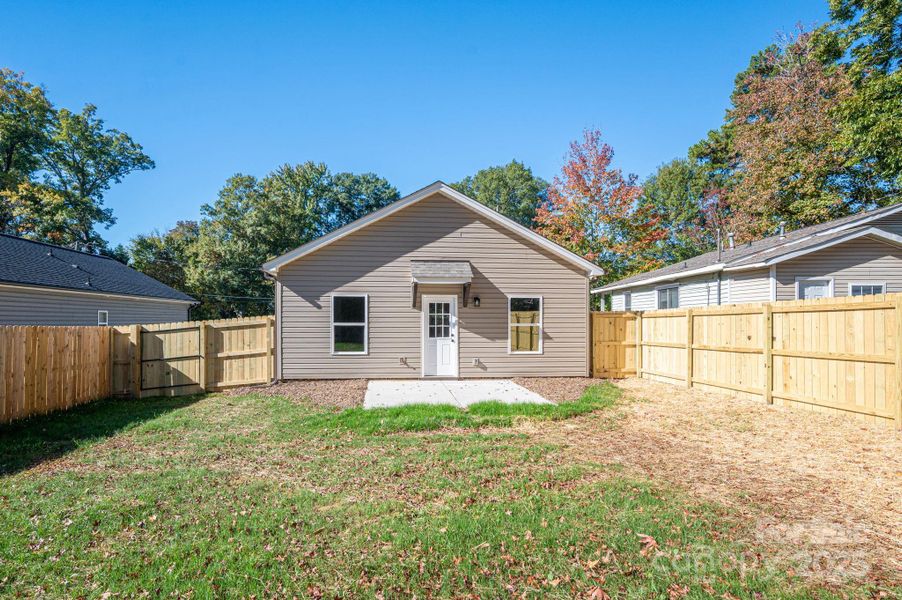 Exterior details and patio area of a home in , Lowell (Image 16).