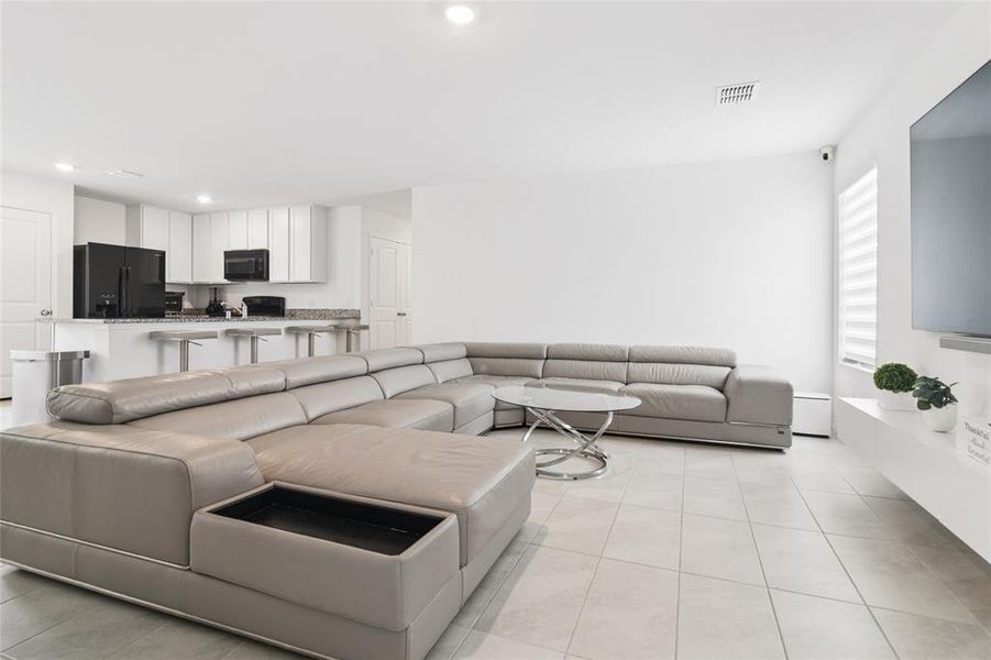 Furnished interior view inside a new home in Tillage Farms, Princeton (Image 11).