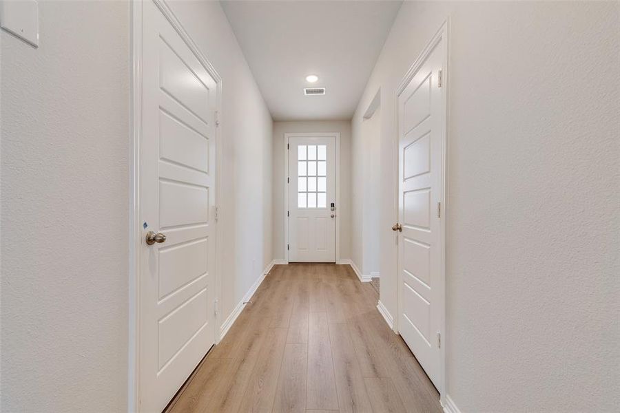 Spacious, unfurnished interior of a new home in Walden Pond, Forney (Image 24).