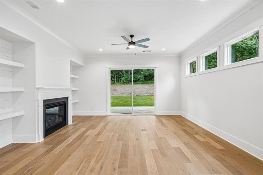 Spacious, unfurnished interior of a new home in Arden on Lanier, Cumming (Image 23).