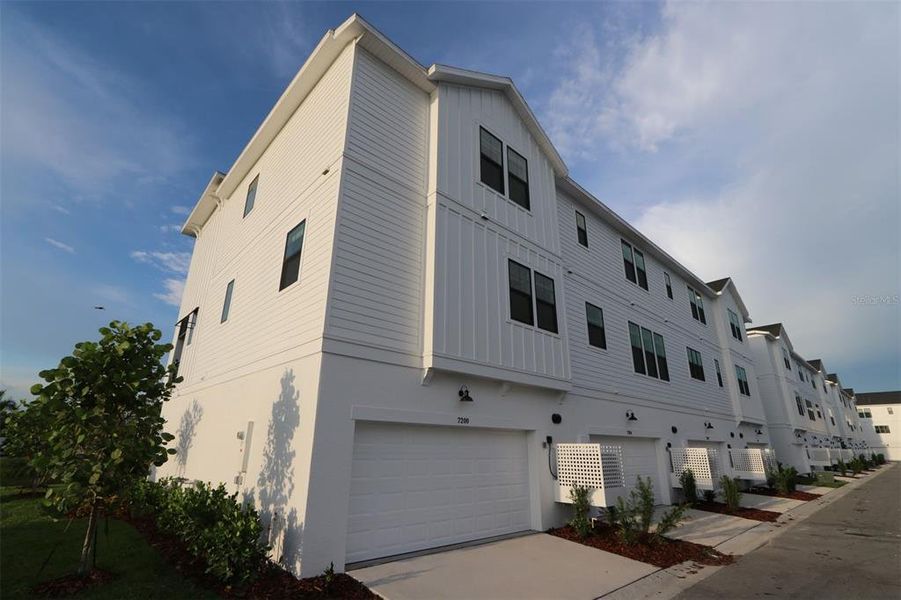 Image 10 of a home in . Image 10 of a home in .