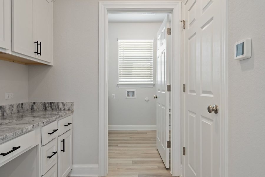 004_mm_04044_1 004_mm_04044_1