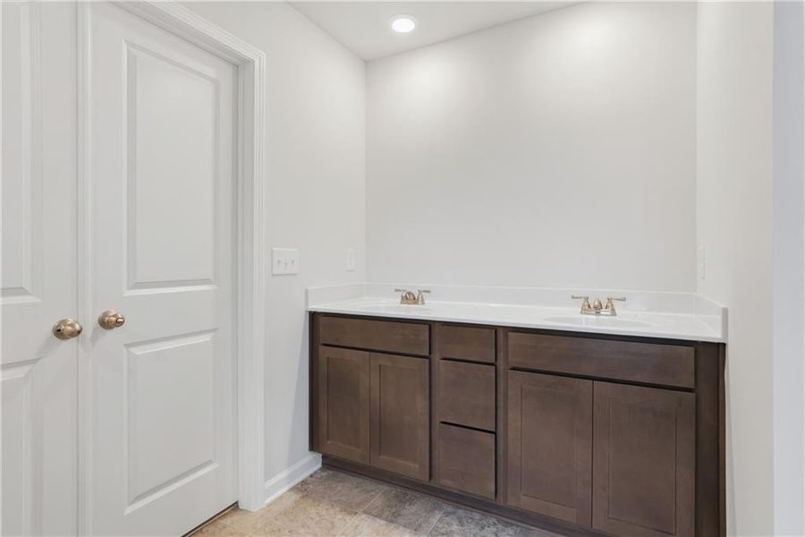 Image 32 of a home in .