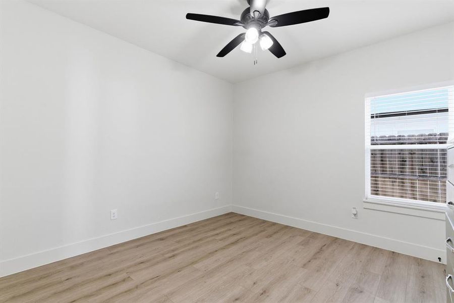 Spacious, unfurnished interior of a new home in , Fort Worth (Image 24).
