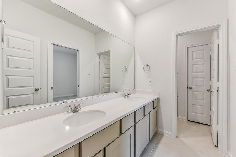 Furnished interior view inside a new home in Encino Estates, Dayton (Image 10). Furnished interior view inside a new home in Encino Estates, Dayton (Image 10).