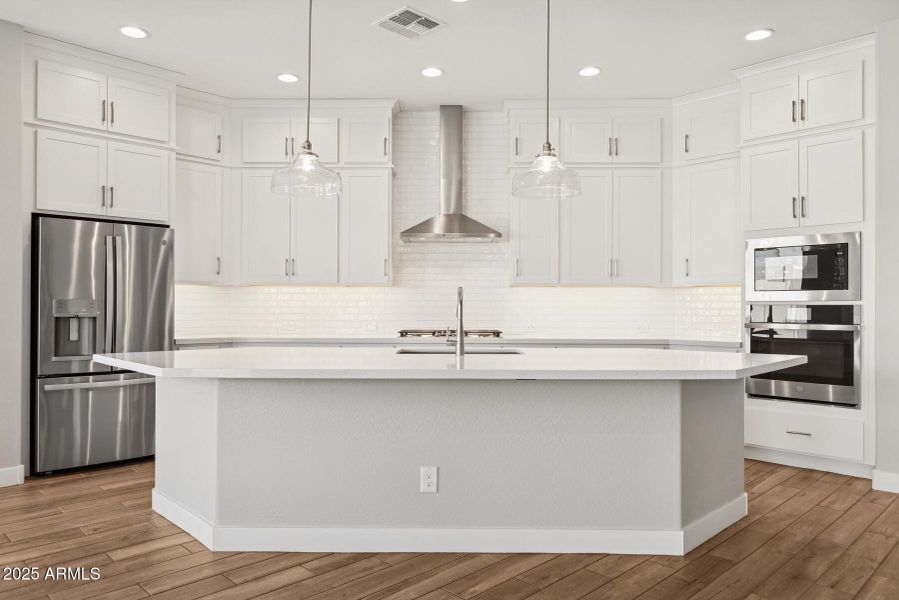 Homesite47-005 Homesite47-005