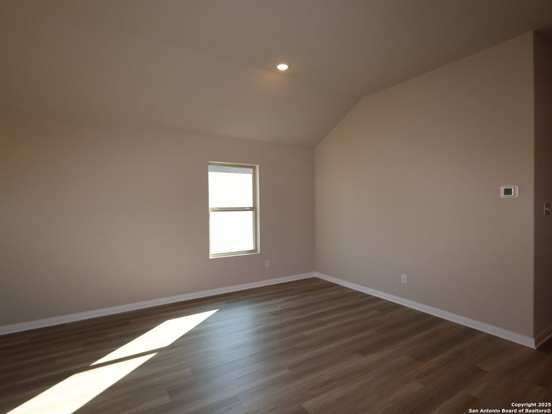 Spacious, unfurnished interior of a new home in Blue Ridge Ranch, San Antonio (Image 29). Spacious, unfurnished interior of a new home in Blue Ridge Ranch, San Antonio (Image 29).