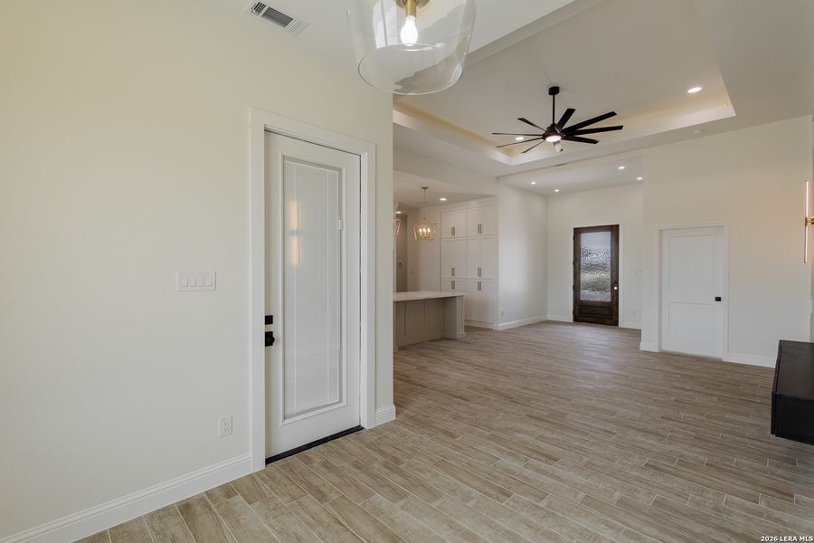 Spacious, unfurnished interior of a new home in , Eagle Pass (Image 19). Spacious, unfurnished interior of a new home in , Eagle Pass (Image 19).