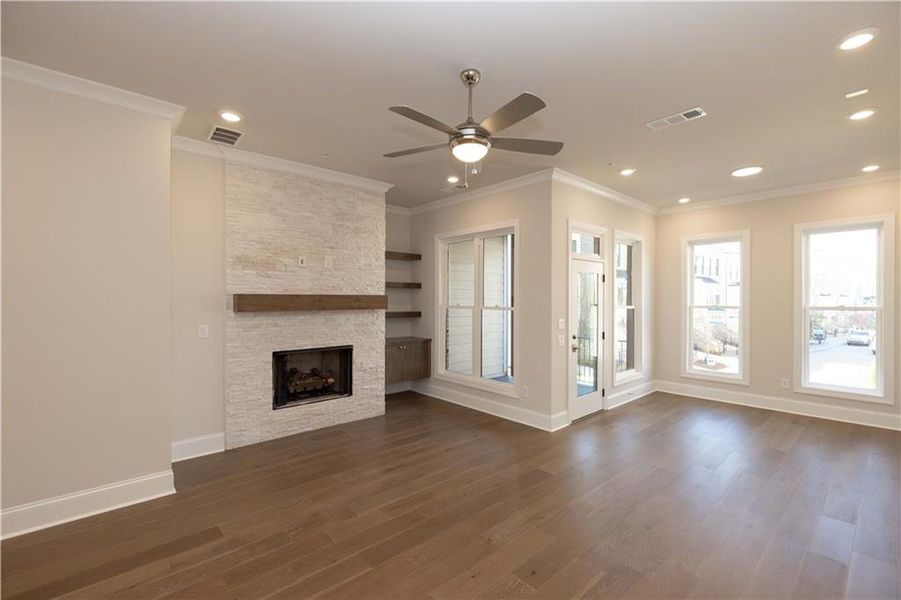 Spacious, unfurnished interior of a new home in Byers Park, Alpharetta (Image 24).