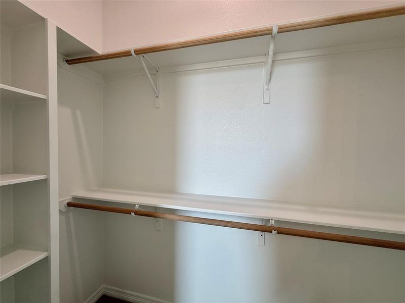 Close-up of interior finishes inside a home in , Lorena (Image 14).