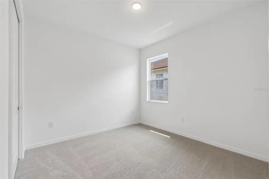Spacious, unfurnished interior of a new home in Isles at Bayview, Parrish (Image 22). Spacious, unfurnished interior of a new home in Isles at Bayview, Parrish (Image 22).