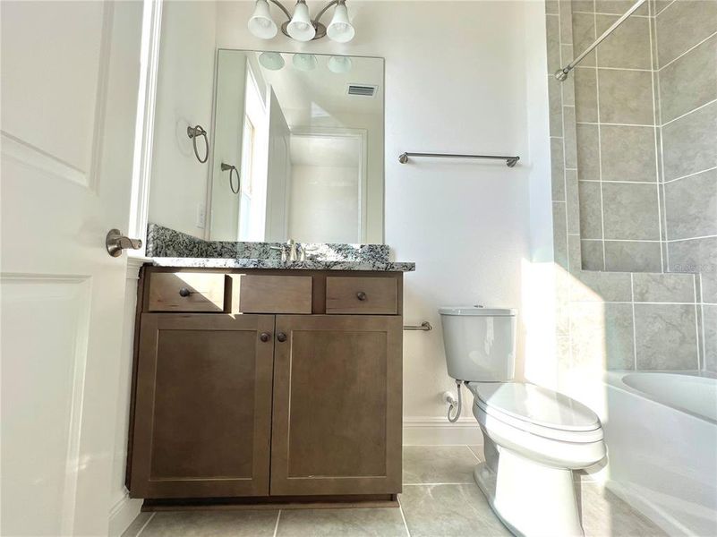 Furnished interior view inside a new home in , Orlando (Image 18).