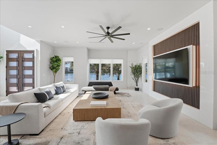 Furnished interior view inside a new home in , Orlando (Image 15).