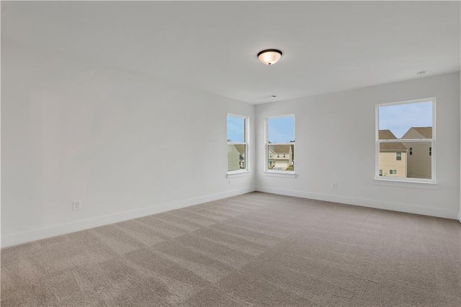 Spacious, unfurnished interior of a new home in Twin Lakes, Hoschton (Image 47).